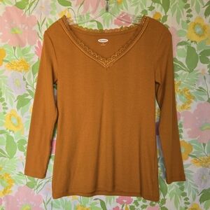 Lace Trim V-neck Tshirt